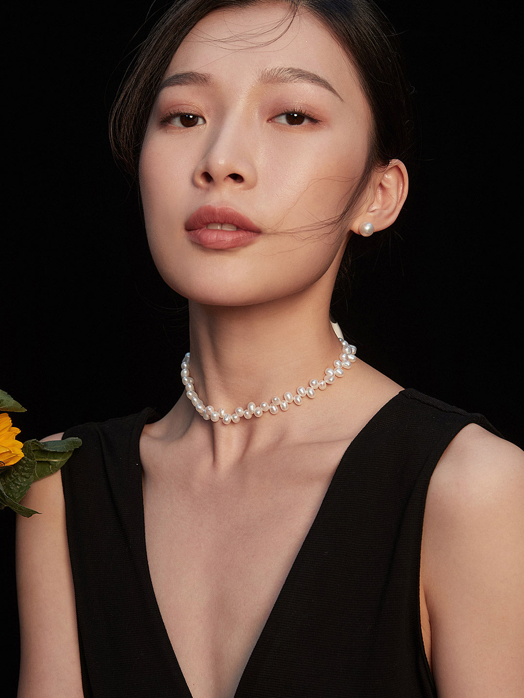 Rice Pearl Choker Necklace