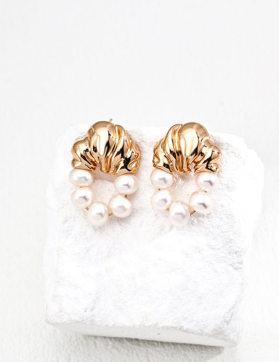 Gold Cloud Pleated Pearl Dangle Earrings
