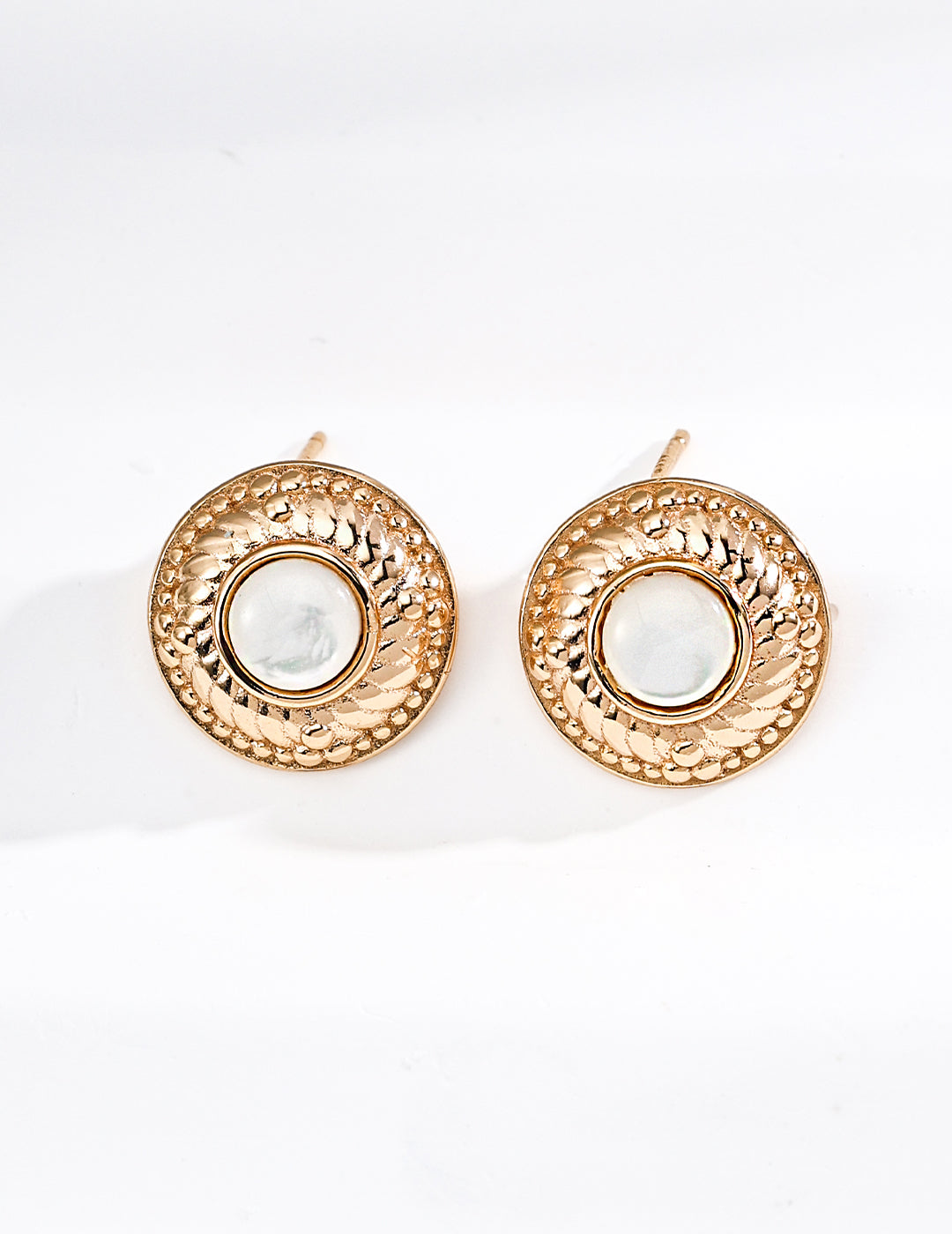 Gold Sun Pattern Shell Pearl Round Earrings