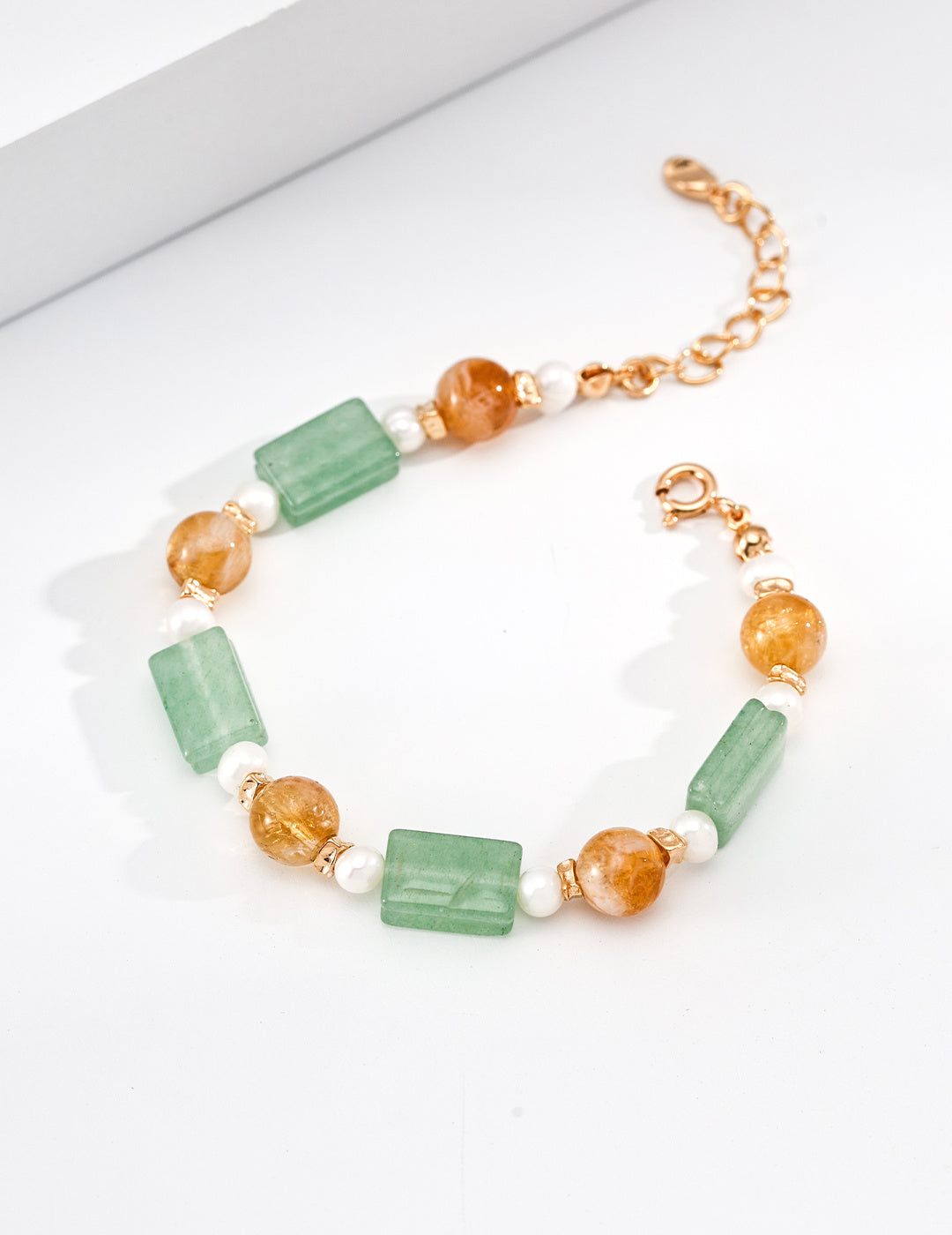 Green Field Pearl Gem Bracelet