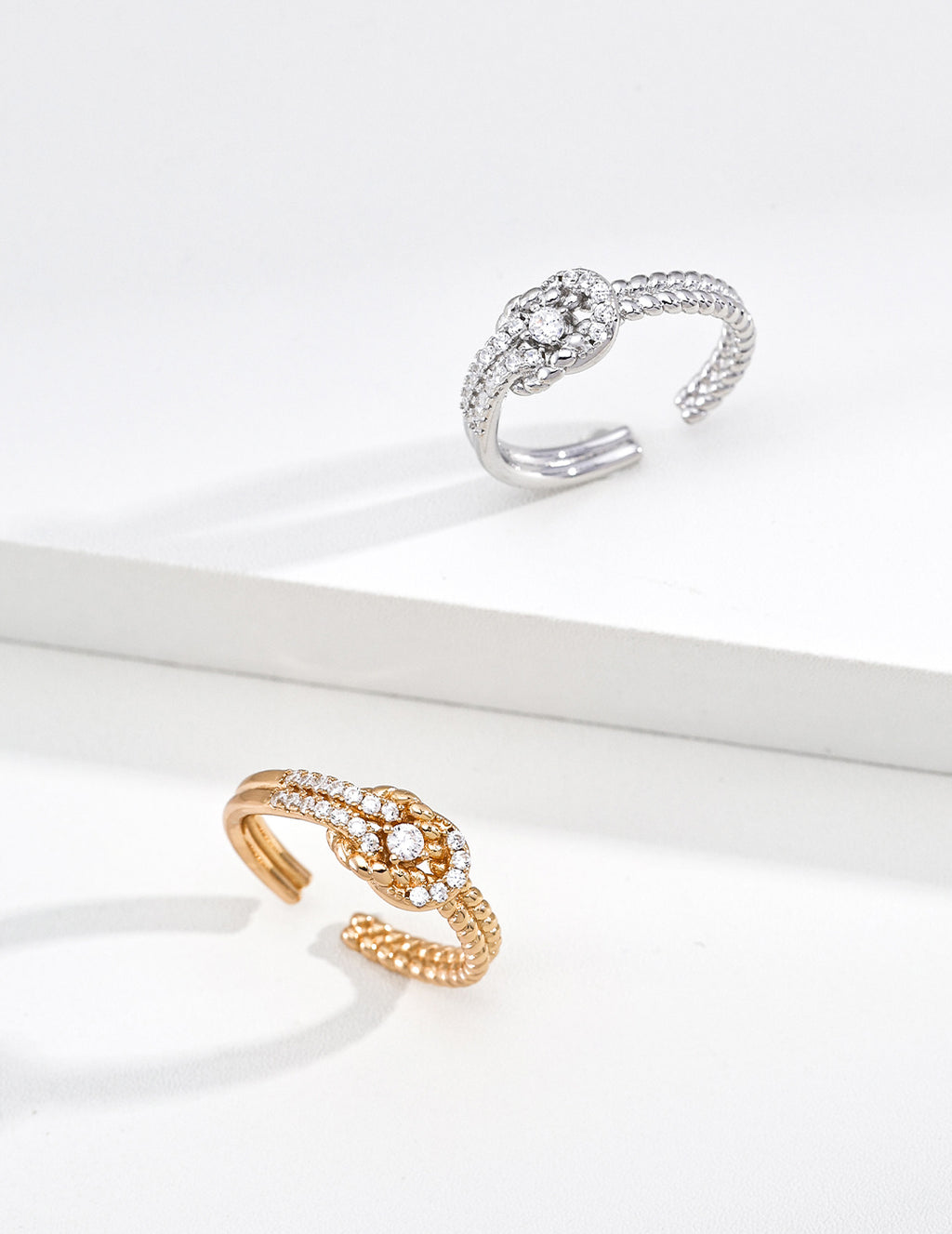 Twisted Glow Open Adjustable Ring