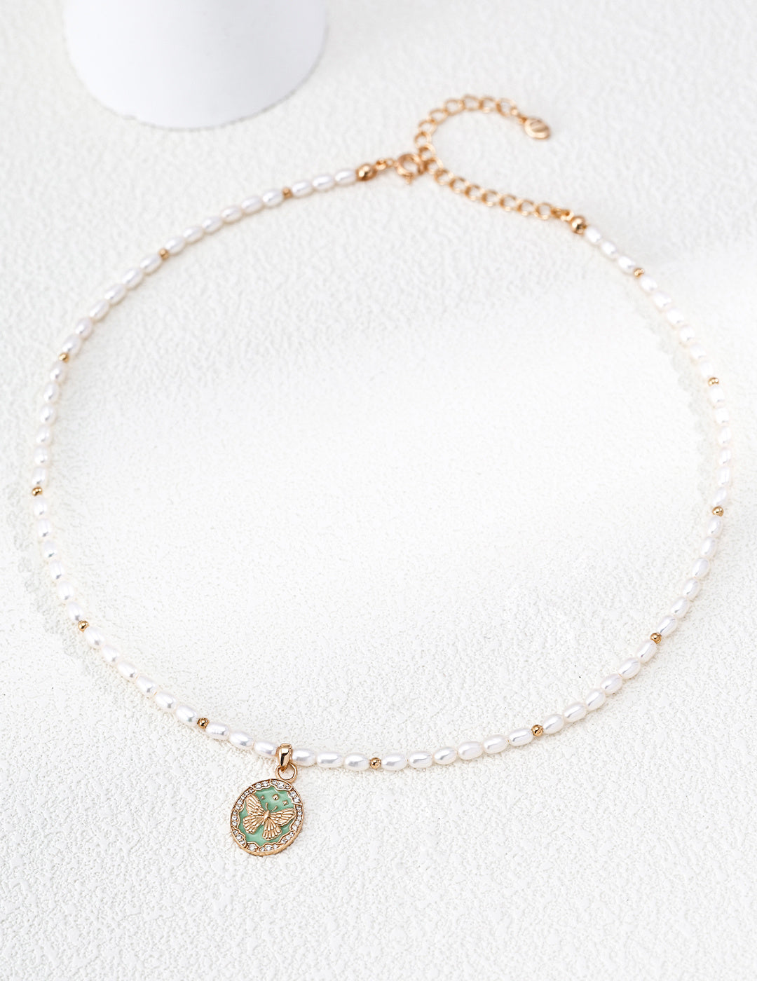 Dreamy Butterfly Pearl Choker